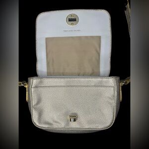 SAKS FIFTH AVENUE mini gold cross body bag💛 Lots of pockets Excellent condition
